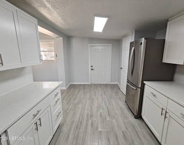 2921 Mansion Road - Photo Thumbnail 14