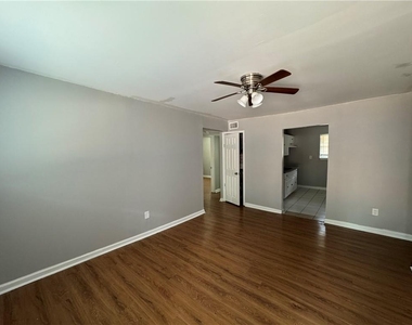 2430 Perry Boulevard Nw - Photo Thumbnail 6