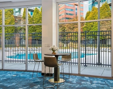 44 Peachtree Place Ne - Photo Thumbnail 34