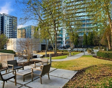 44 Peachtree Place Ne - Photo Thumbnail 27
