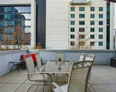 44 Peachtree Place Ne - Photo Thumbnail 24