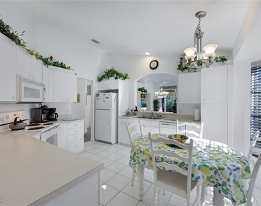 20161 Seagrove Street - Photo Thumbnail 7