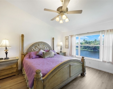 20161 Seagrove Street - Photo Thumbnail 11