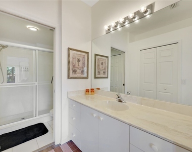 20161 Seagrove Street - Photo Thumbnail 12