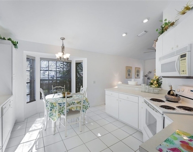 20161 Seagrove Street - Photo Thumbnail 6