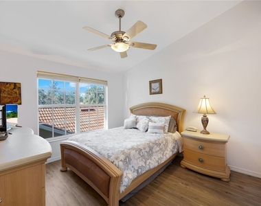 20161 Seagrove Street - Photo Thumbnail 13