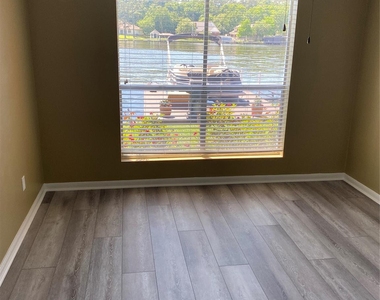 801 River Road - Photo Thumbnail 23