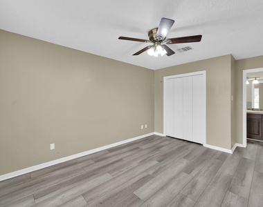 801 River Road - Photo Thumbnail 22