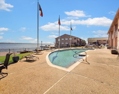 801 River Road - Photo Thumbnail 26