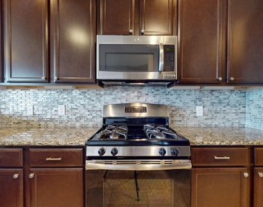 15103 Signal Ridge Way - Photo Thumbnail 9