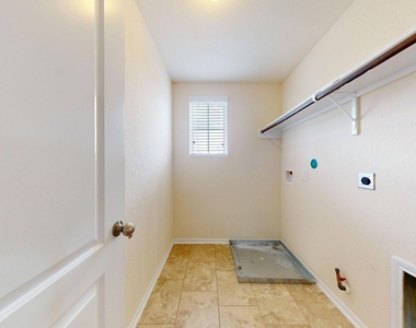15103 Signal Ridge Way - Photo Thumbnail 20