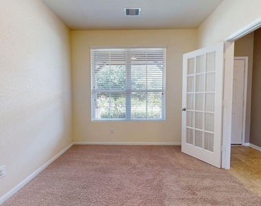 15103 Signal Ridge Way - Photo Thumbnail 4