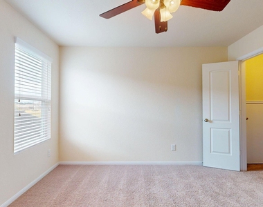 15103 Signal Ridge Way - Photo Thumbnail 18
