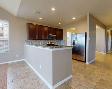 15103 Signal Ridge Way - Photo Thumbnail 8