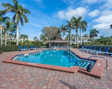 735 Parkview Lane - Photo Thumbnail 31