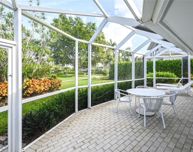 735 Parkview Lane - Photo Thumbnail 24