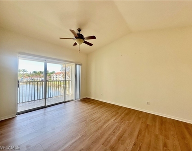 4700 Saint Croix Lane - Photo Thumbnail 17