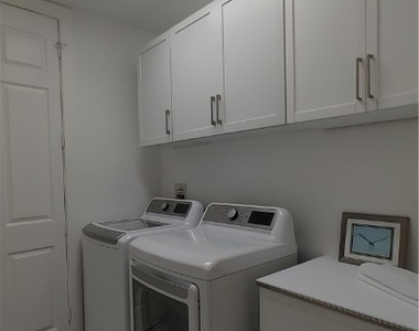 400 Flagship Drive - Photo Thumbnail 25