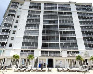 400 Flagship Drive - Photo Thumbnail 26