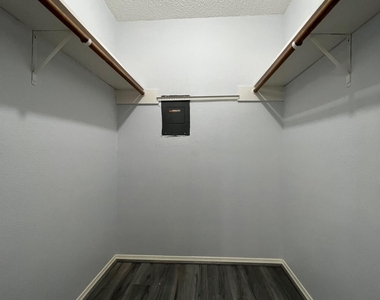 10047 Westpark Drive - Photo Thumbnail 3