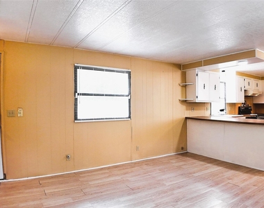 251 Oakdale Drive - Photo Thumbnail 6