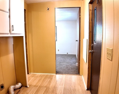 251 Oakdale Drive - Photo Thumbnail 20