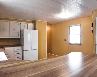251 Oakdale Drive - Photo Thumbnail 12