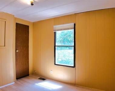 251 Oakdale Drive - Photo Thumbnail 15