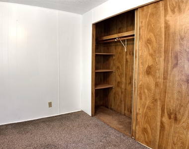 251 Oakdale Drive - Photo Thumbnail 26