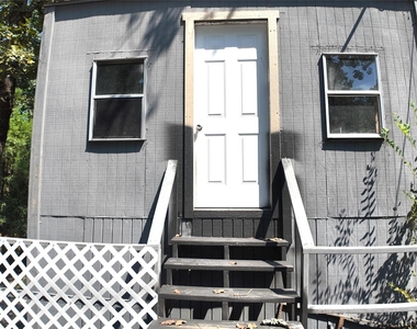 251 Oakdale Drive - Photo Thumbnail 28