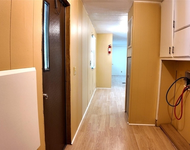 251 Oakdale Drive - Photo Thumbnail 27