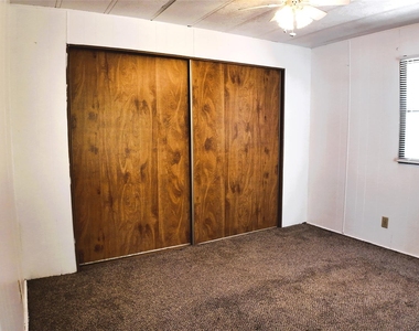 251 Oakdale Drive - Photo Thumbnail 22