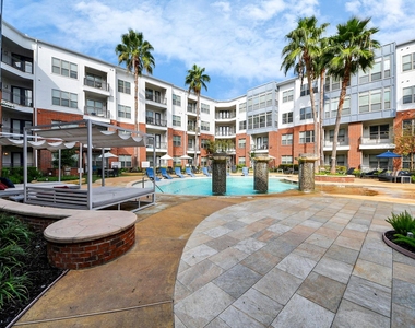 5455 Richmond Avenue - Photo Thumbnail 40