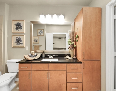 5455 Richmond Avenue - Photo Thumbnail 21