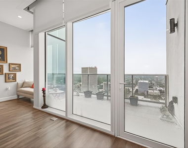 4521 San Felipe Street - Photo Thumbnail 9