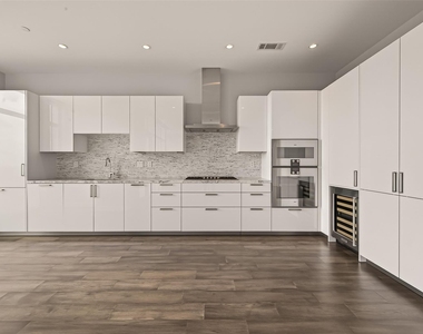 4521 San Felipe Street - Photo Thumbnail 13