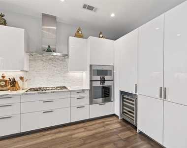 4521 San Felipe Street - Photo Thumbnail 11