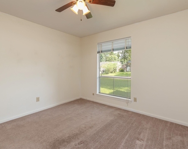 2623 Longleaf Pines Drive - Photo Thumbnail 28