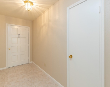 2623 Longleaf Pines Drive - Photo Thumbnail 3