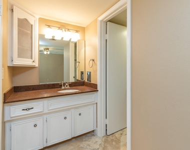 2623 Longleaf Pines Drive - Photo Thumbnail 20