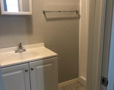 309 Hutcheson Street - Photo Thumbnail 5