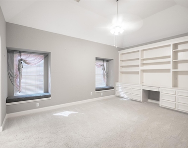 26910 Willow Ln - Photo Thumbnail 7