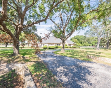 26910 Willow Ln - Photo Thumbnail 2