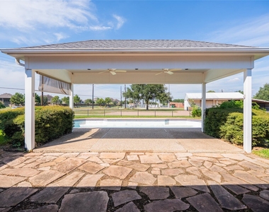 26910 Willow Ln - Photo Thumbnail 18