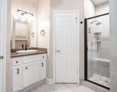 26910 Willow Ln - Photo Thumbnail 14