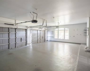26910 Willow Ln - Photo Thumbnail 19