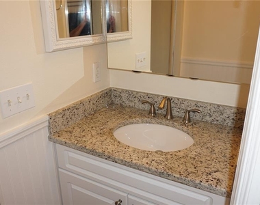7602 Danube Drive - Photo Thumbnail 12