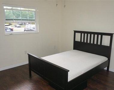 7602 Danube Drive - Photo Thumbnail 14