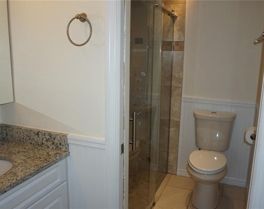 7602 Danube Drive - Photo Thumbnail 9