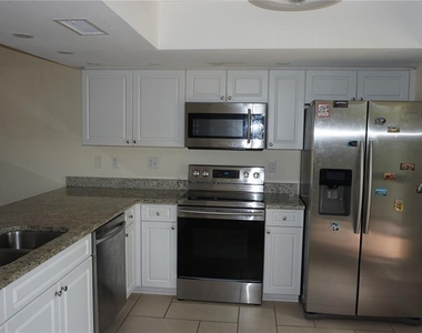 7602 Danube Drive - Photo Thumbnail 2